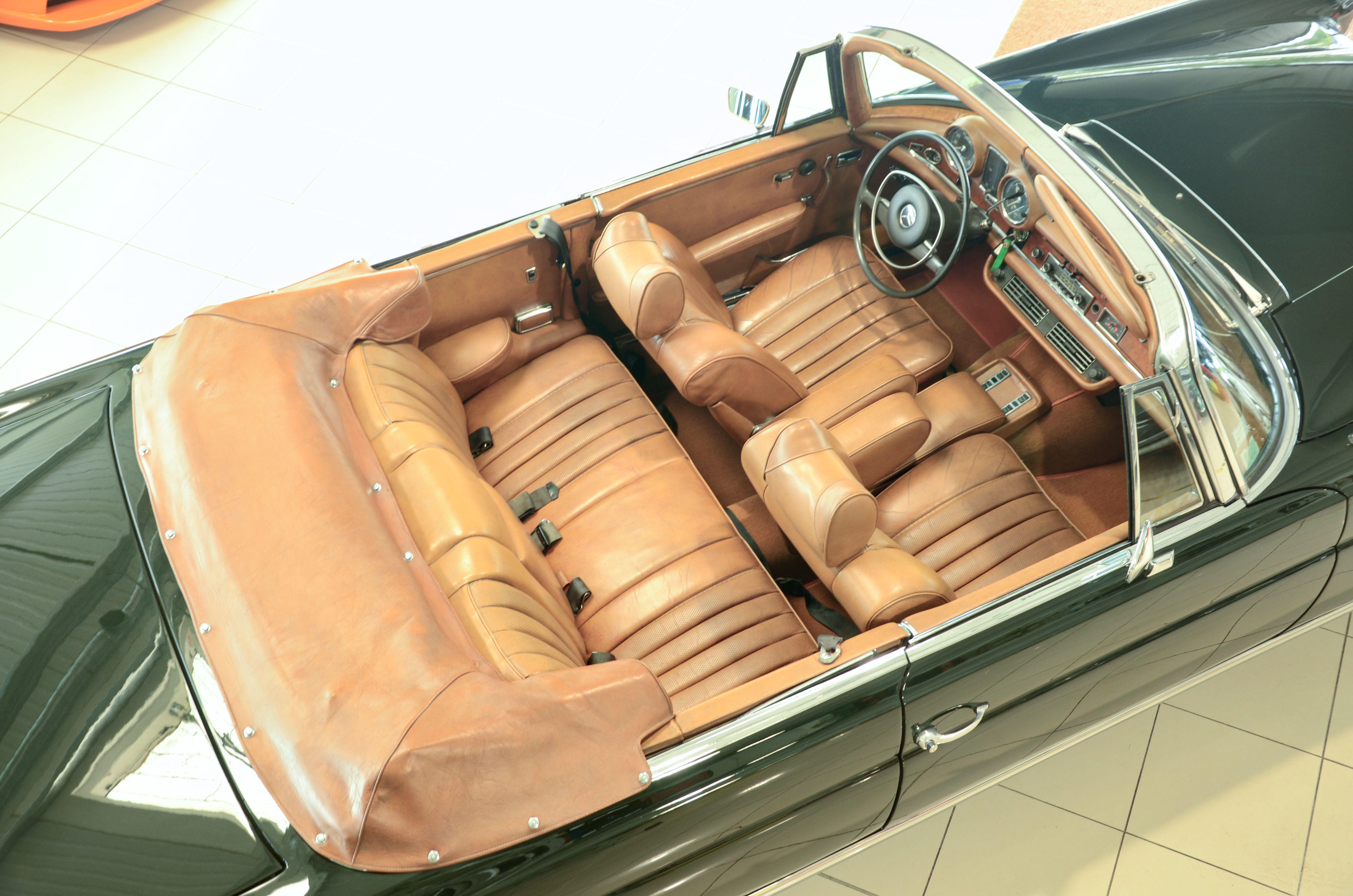 Mercedes 280 SE Cabriolet