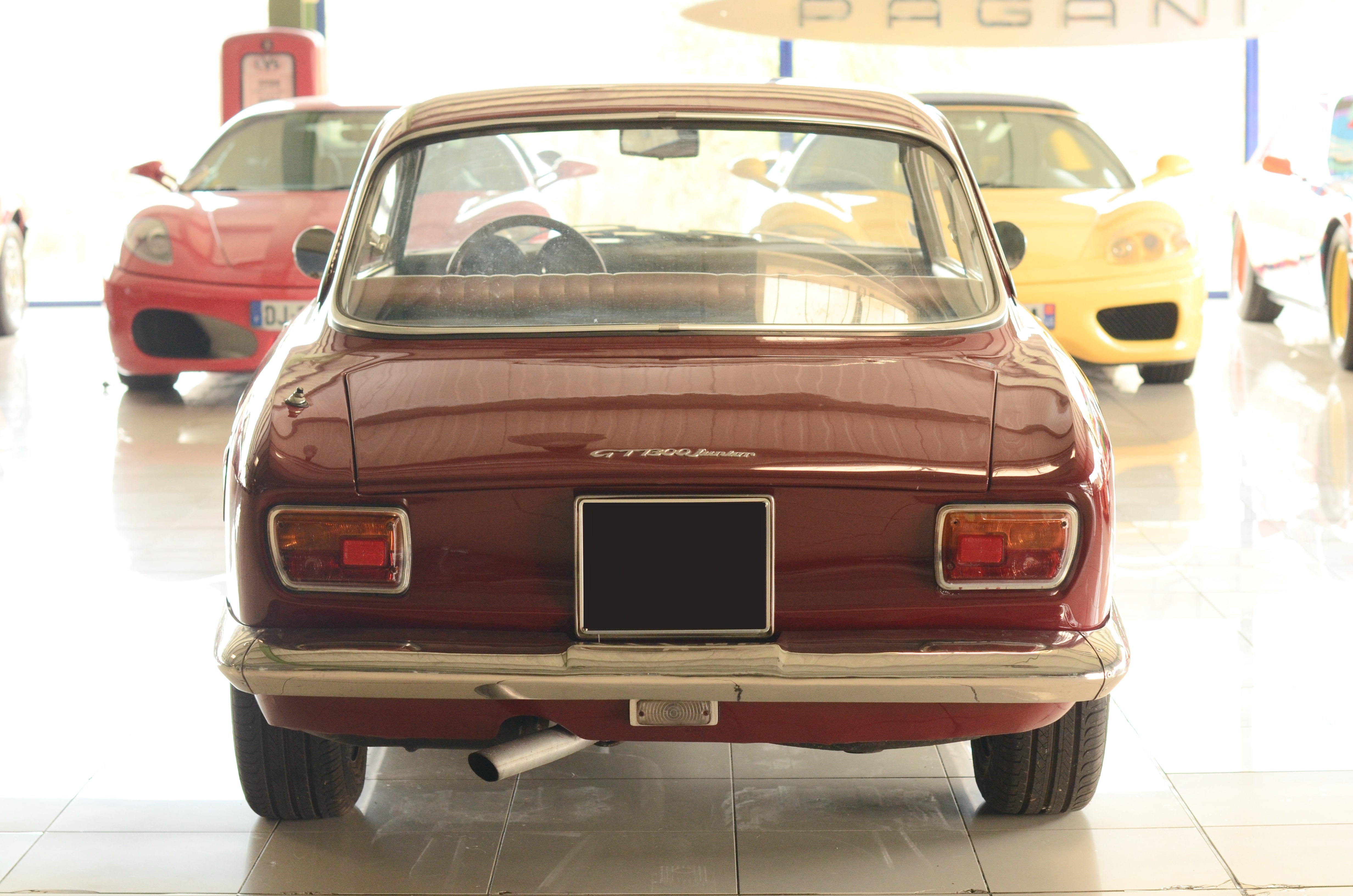 Alfa Romeo GT 1300 Junior "Scalino"