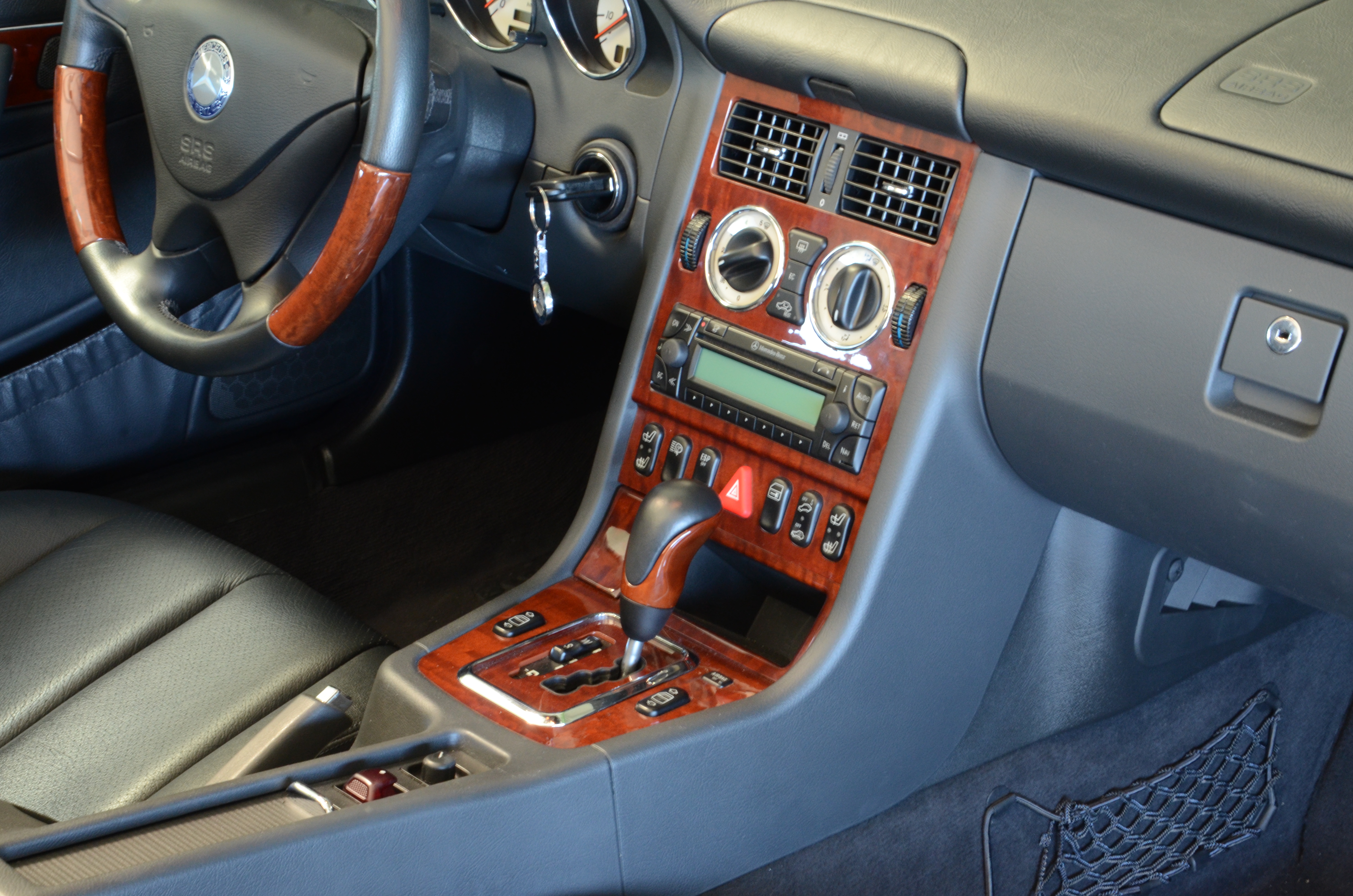 Mercedes SLK 320