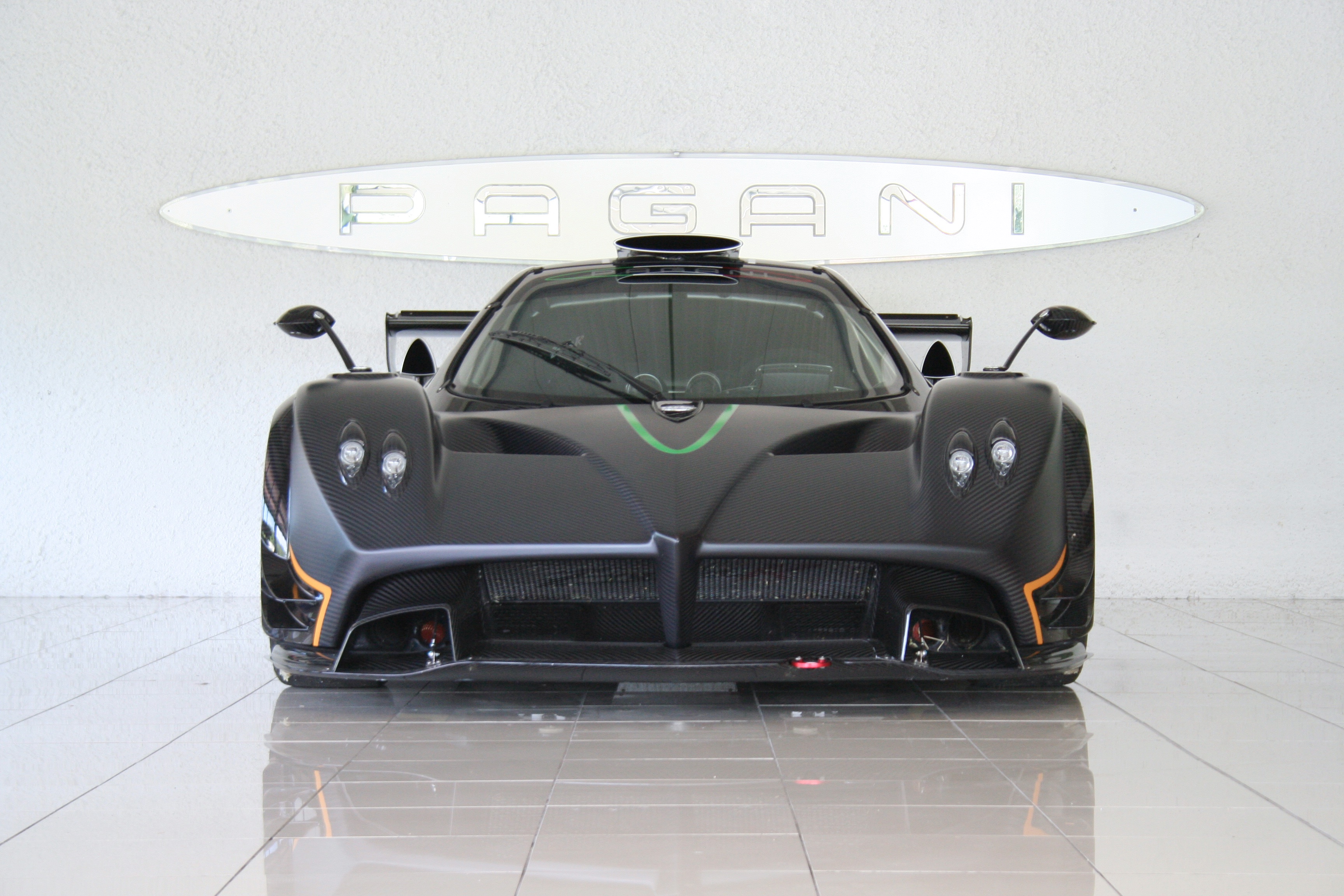 Pagani Zonda R