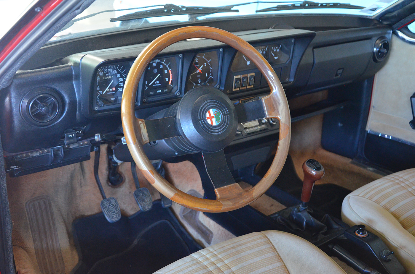 Alfa Romeo GTV 2 litres