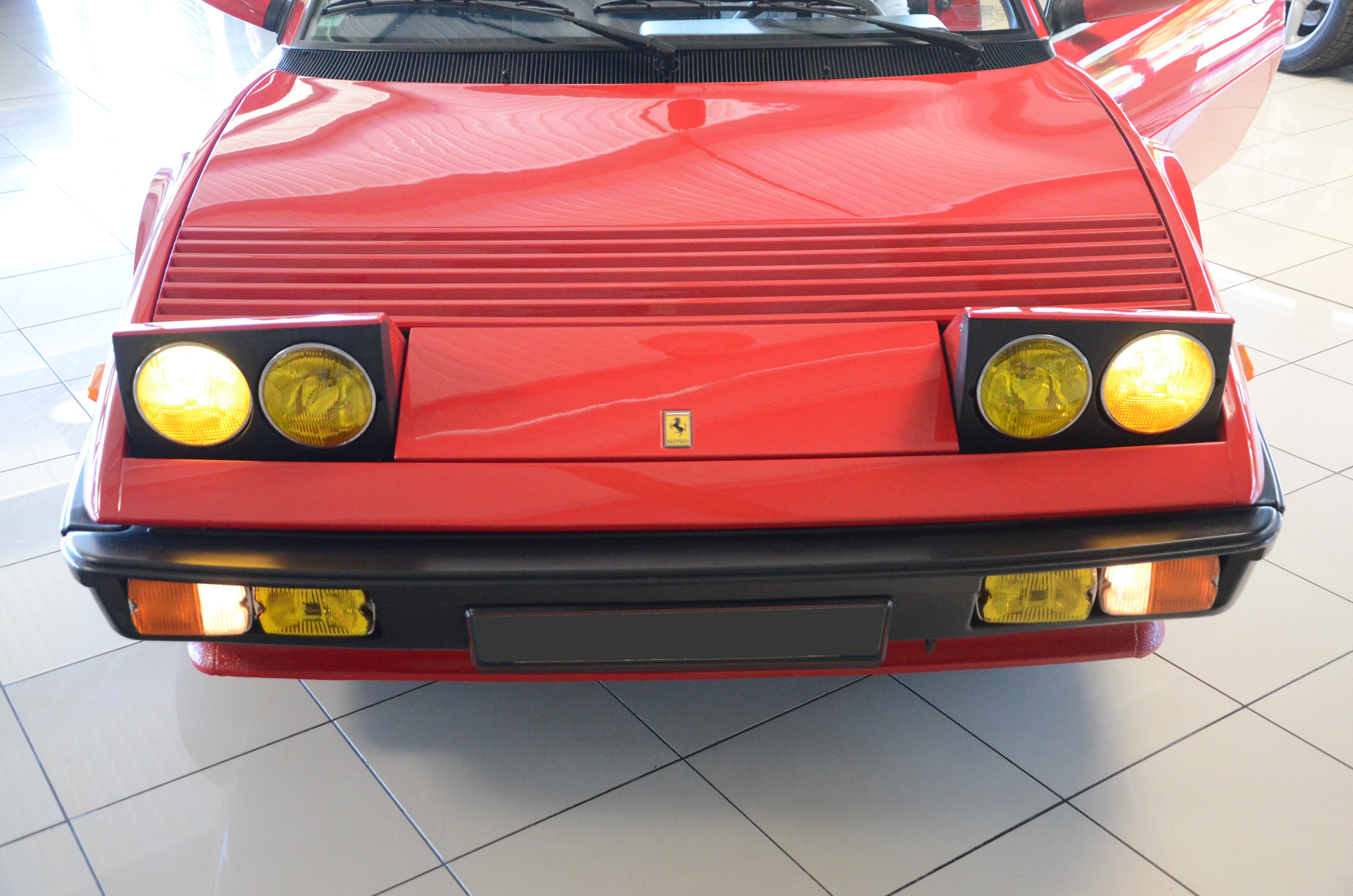 Ferrari Mondial