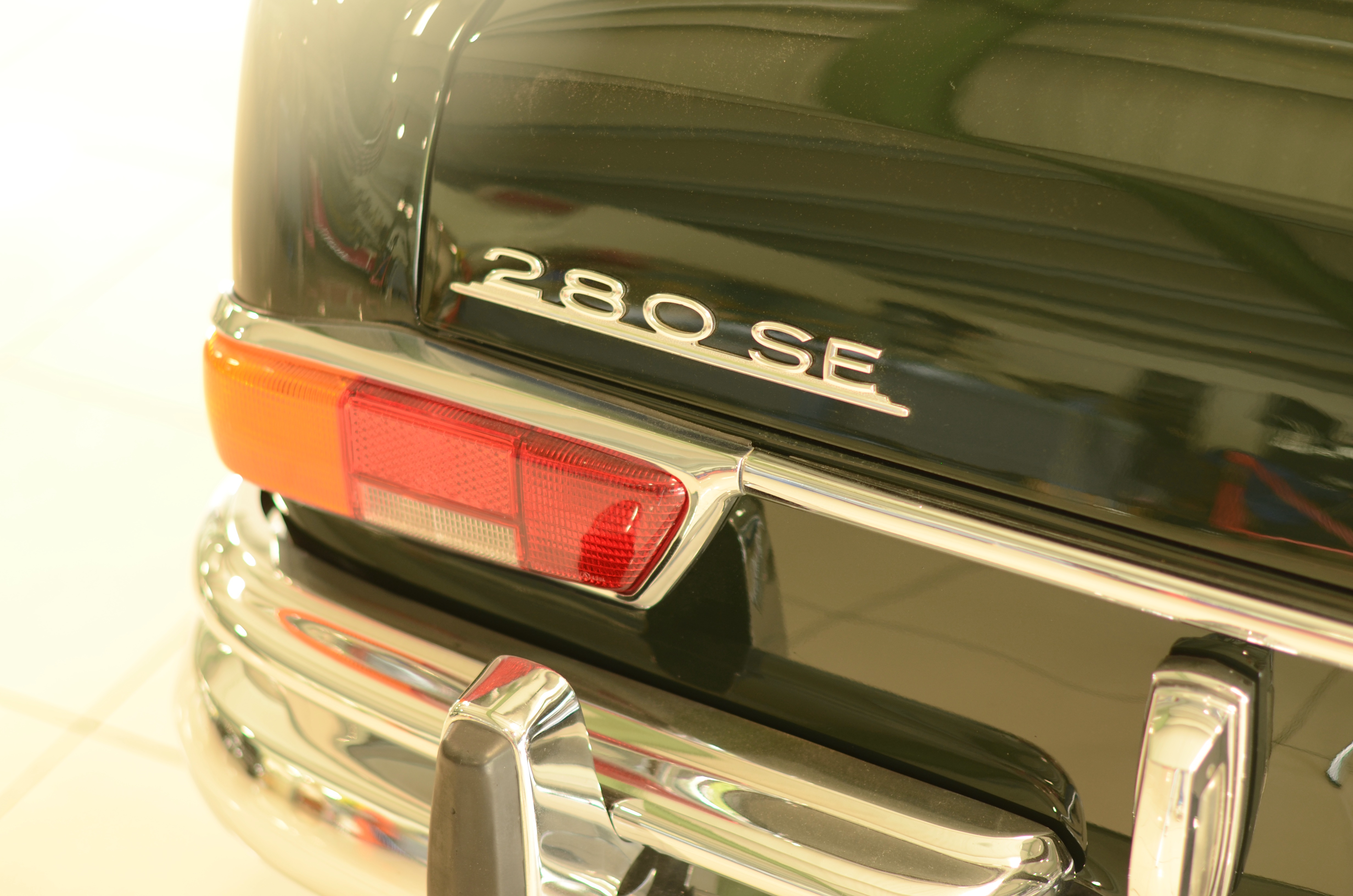 Mercedes 280 SE Cab