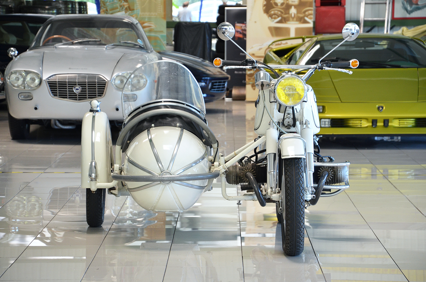 BMW R69S Side car