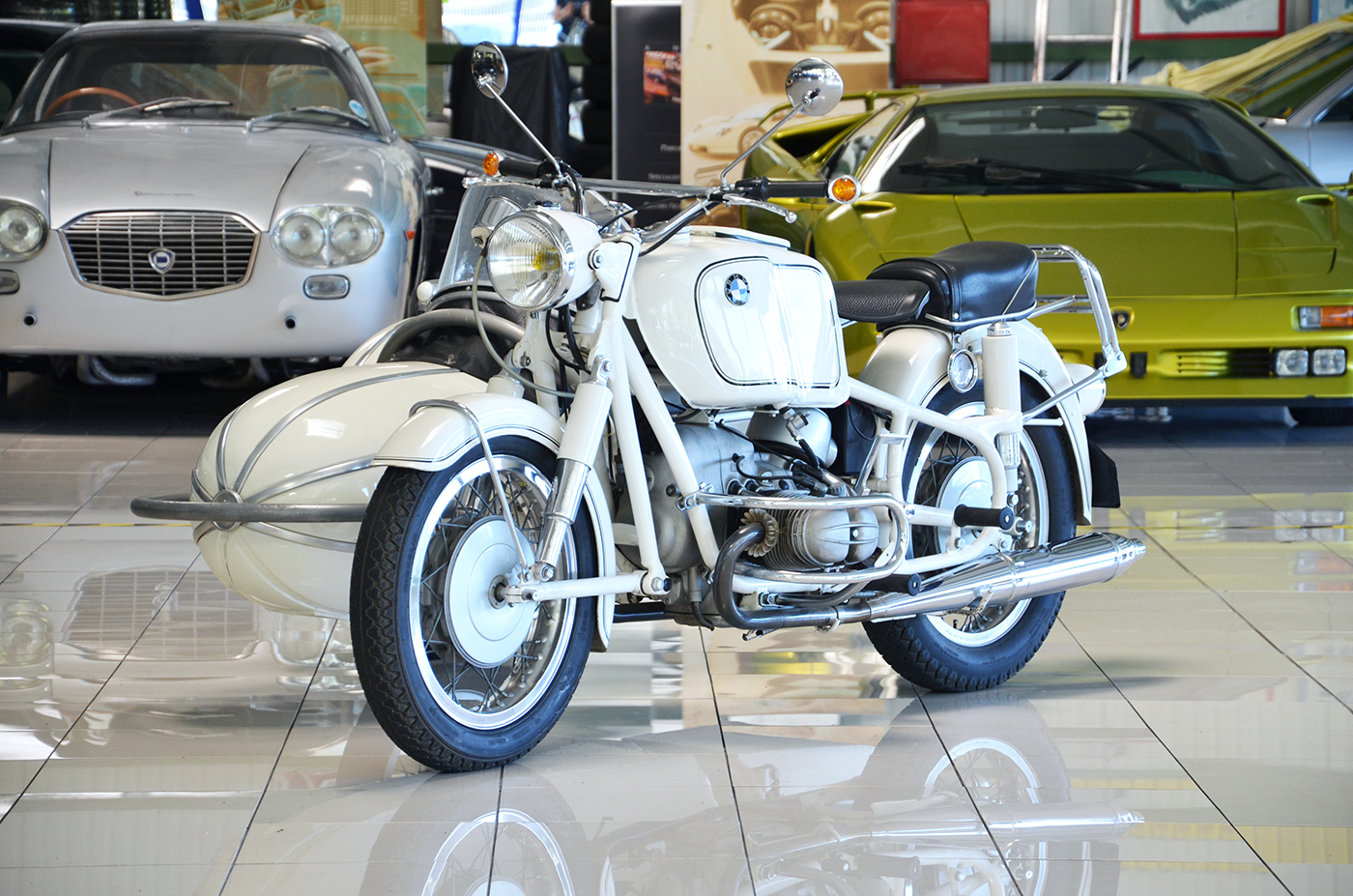 BMW R69S Side car