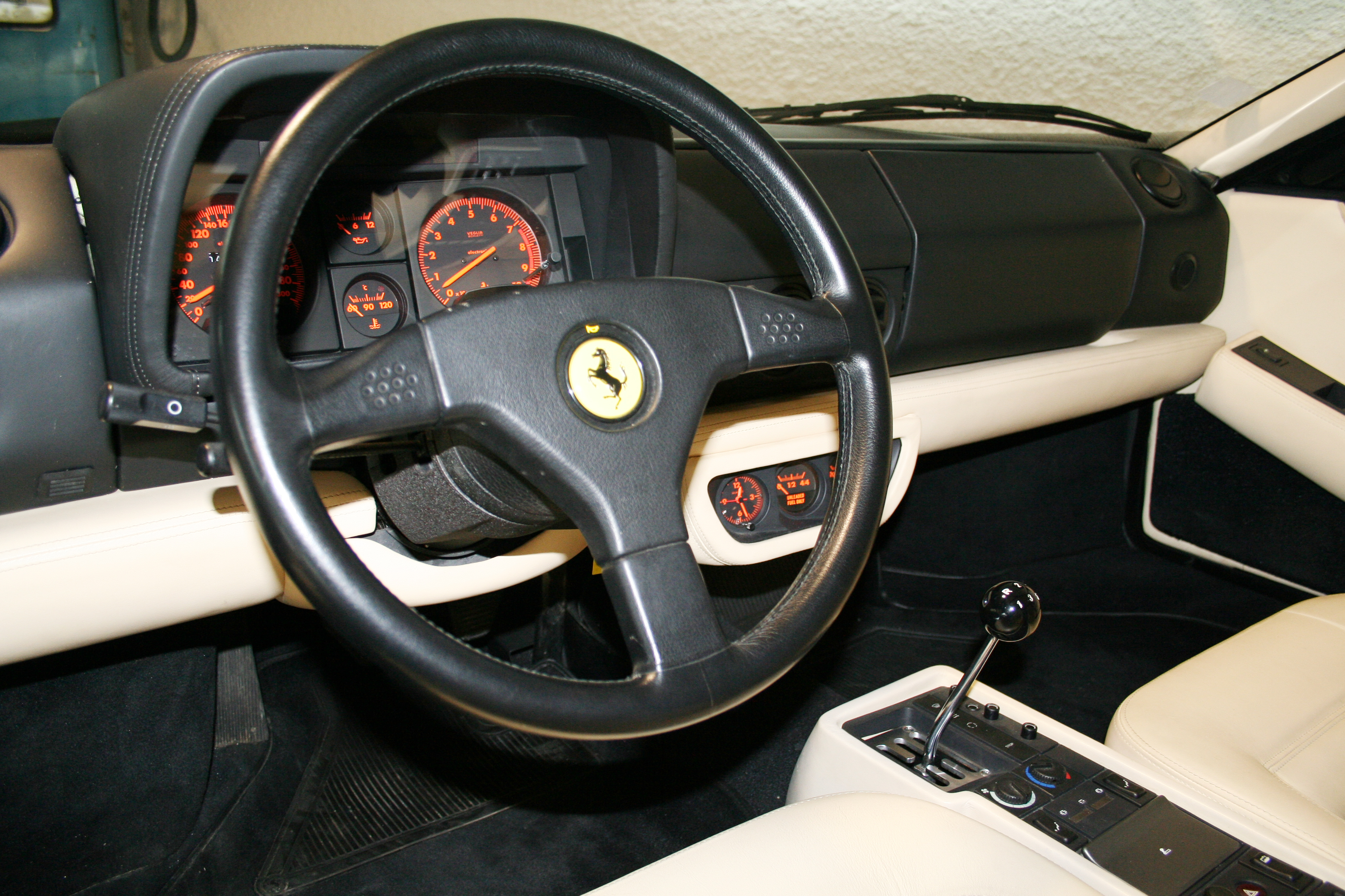 Ferrai 512 TR