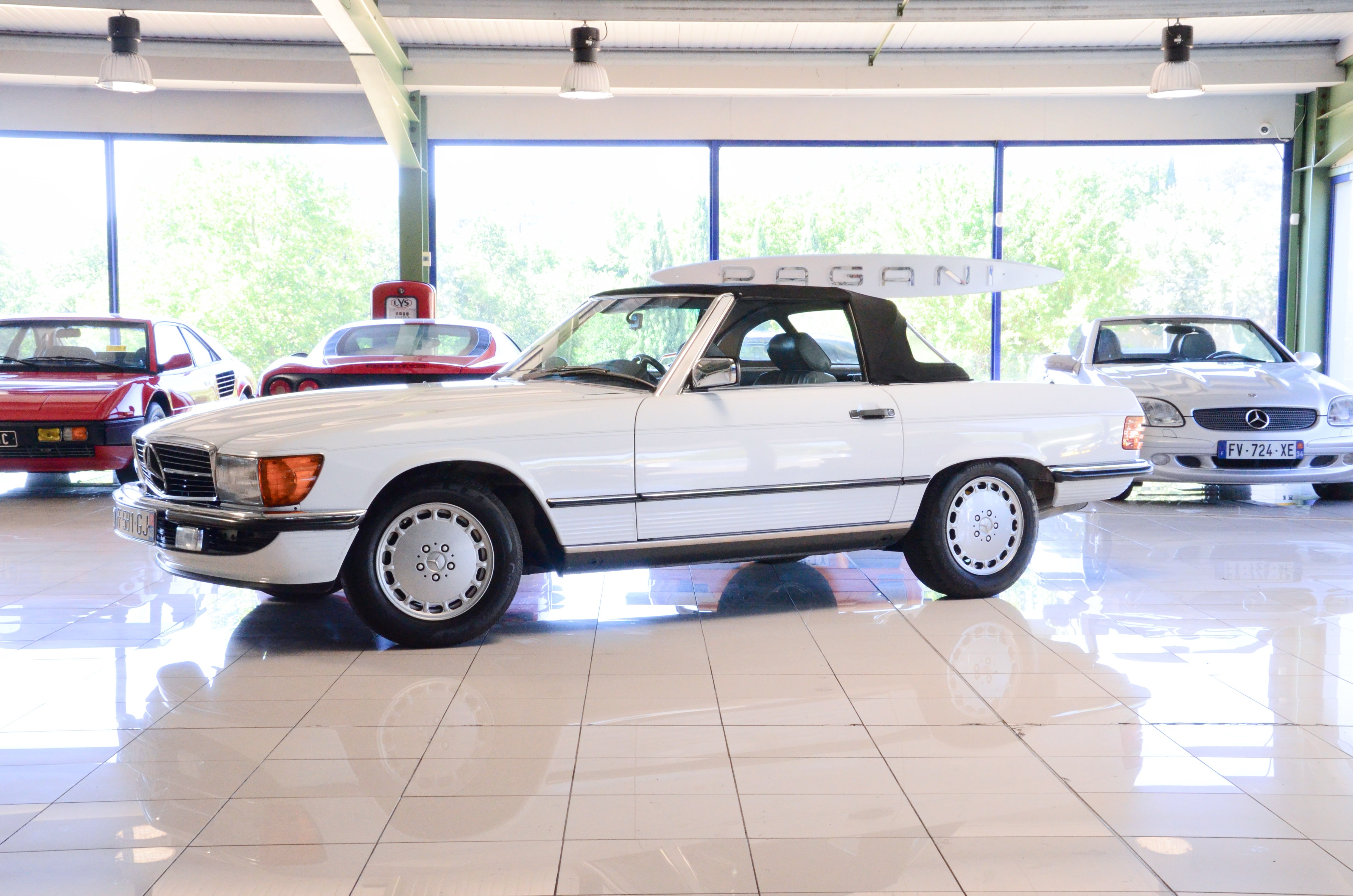 Mercedes 560 SL